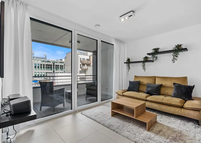 Modern 1-Br Apartment With Balcony In Cessange
