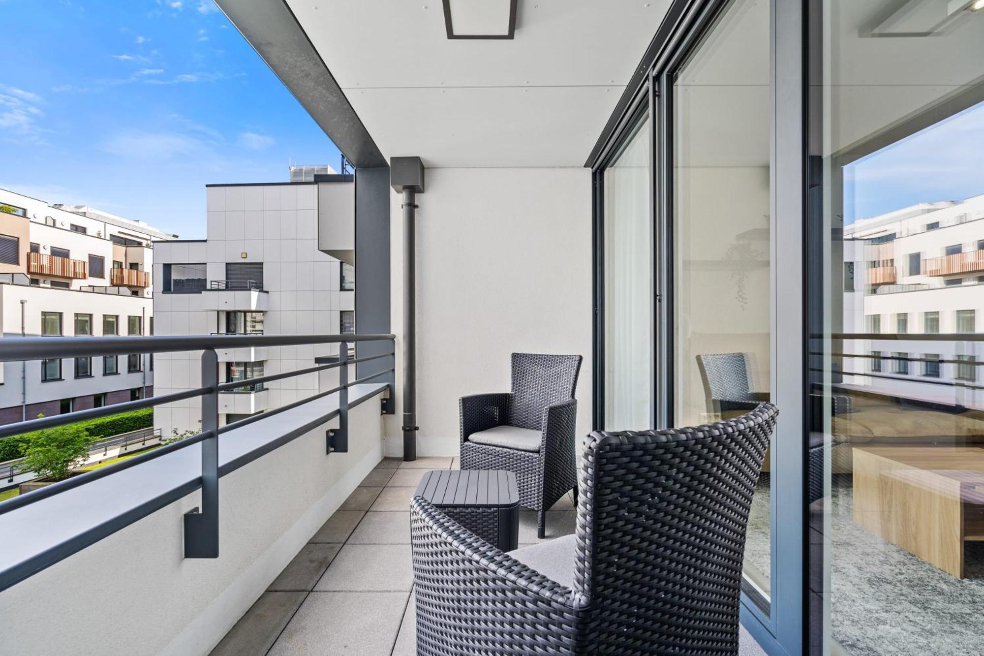 Modern 1-br With Balcony In Cessange Luxembourg